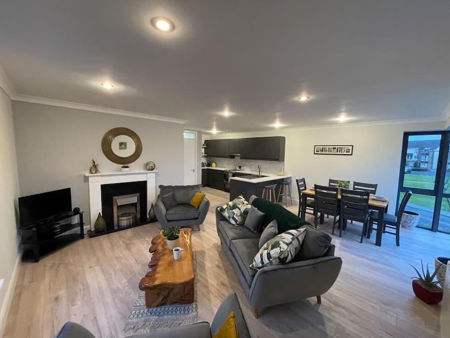Entire Apartment , Centre Carrick-On-Shannon Carrick-on-Shannon Exterior foto