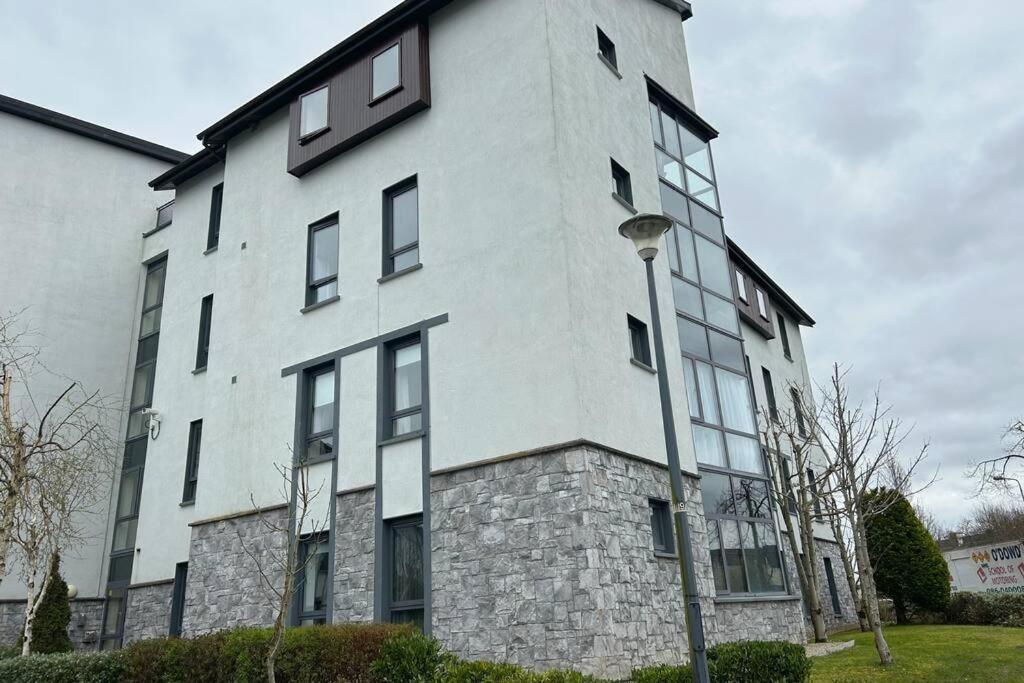 Entire Apartment , Centre Carrick-On-Shannon Carrick-on-Shannon Exterior foto